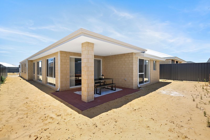 Photo - 3 Trotter Street, Forrestdale WA 6112 - Image 18