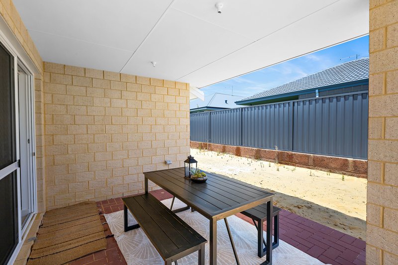 Photo - 3 Trotter Street, Forrestdale WA 6112 - Image 19