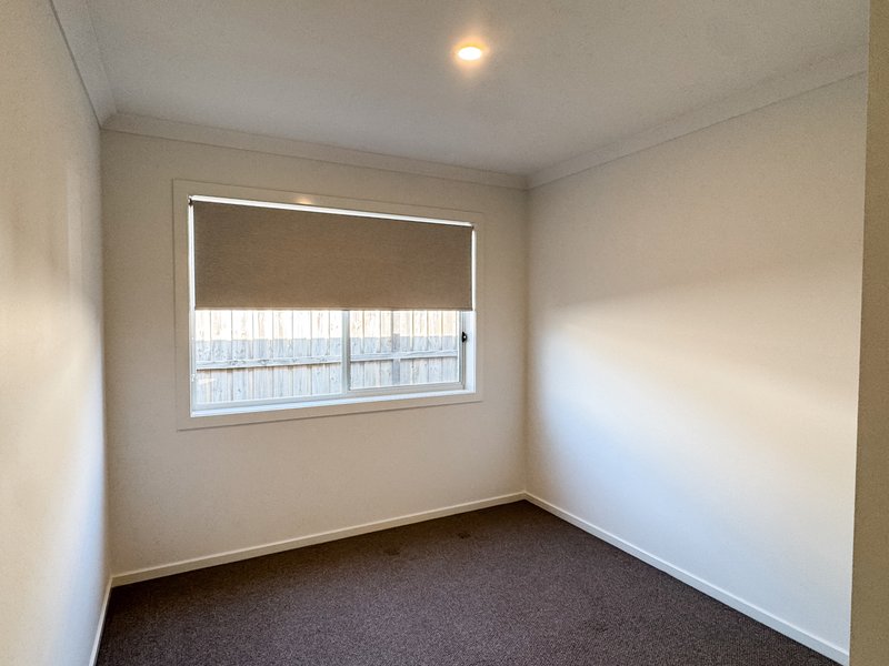 Photo - 3 Turnstone Place, Cowes VIC 3922 - Image 11