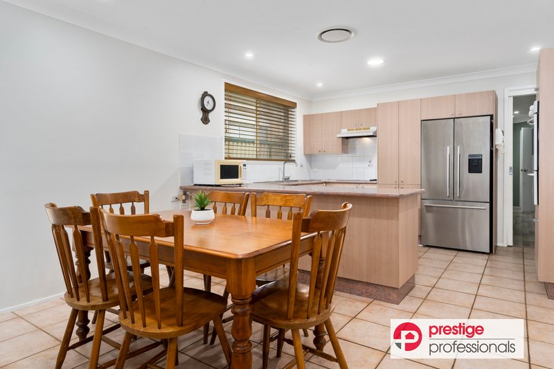 Photo - 3 Tweed Court, Wattle Grove NSW 2173 - Image 4