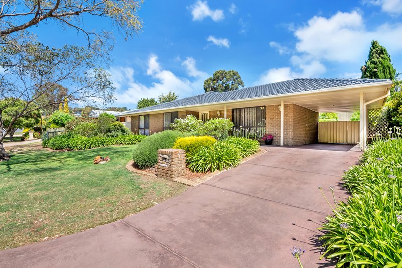 Photo - 3 Upper Penneys Hill Road, Onkaparinga Hills SA 5163 - Image 3