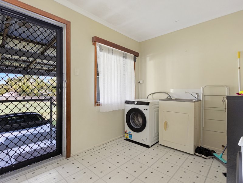 Photo - 3 Urangan Street, Torquay QLD 4655 - Image 10