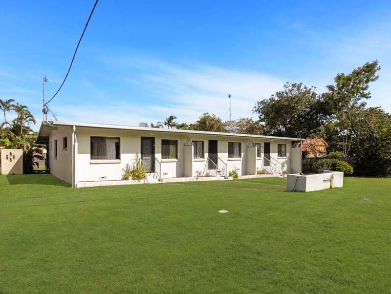 Photo - 3 Urangan Street, Torquay QLD 4655 - Image 11