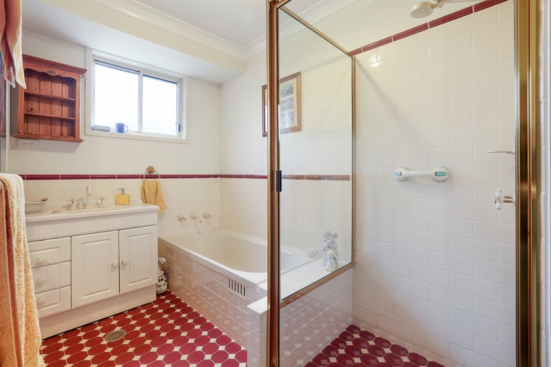 Photo - 3 Valley Drive, Tamworth NSW 2340 - Image 11