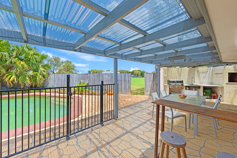 Photo - 3 Vanimo Court, Runaway Bay QLD 4216 - Image 13