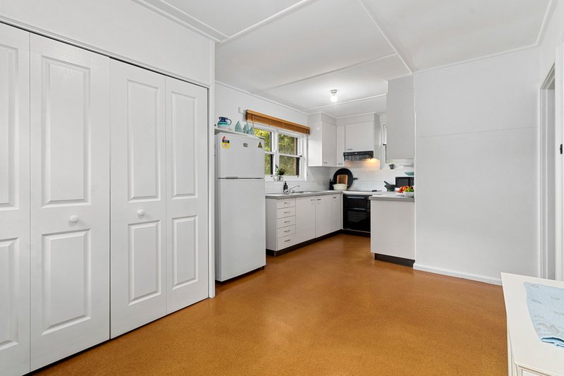 Photo - 3 Vaughan Gardens, Narrabundah ACT 2604 - Image 12