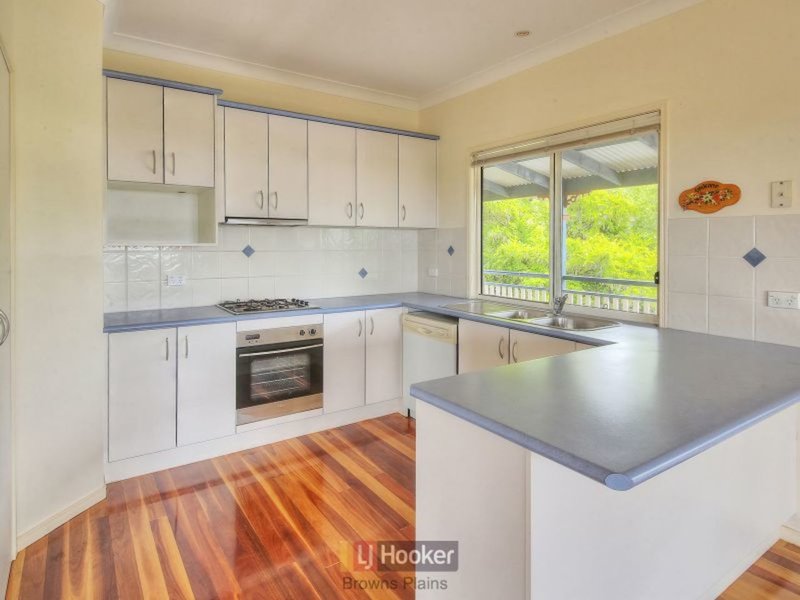 Photo - 3 Vella Place, Edens Landing QLD 4207 - Image 2