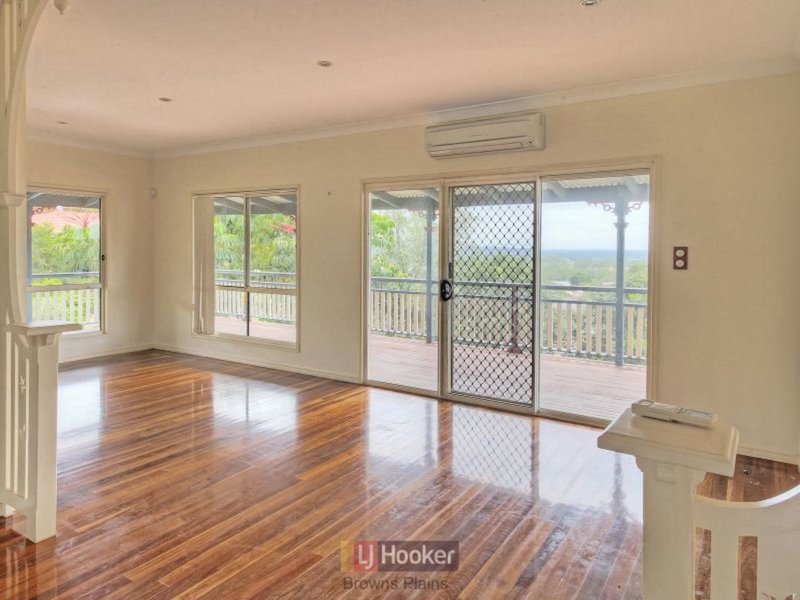 Photo - 3 Vella Place, Edens Landing QLD 4207 - Image 4