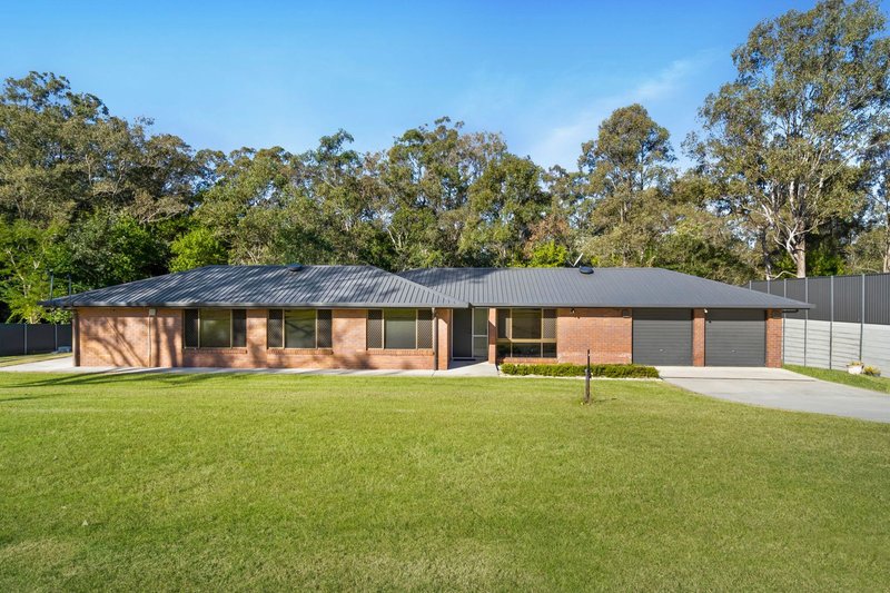 3 Velvet Street, Pine Mountain QLD 4306