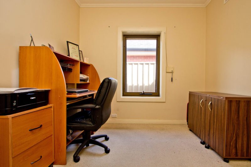 Photo - 3 Verco Avenue, Campbelltown SA 5074 - Image 11