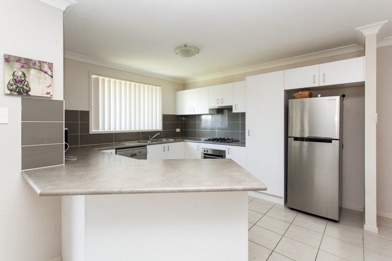 Photo - 3 Verdelho Avenue, Cessnock NSW 2325 - Image 2