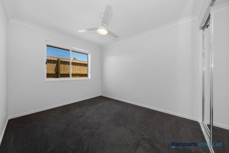Photo - 3 Verge Street, Logan Reserve QLD 4133 - Image 9