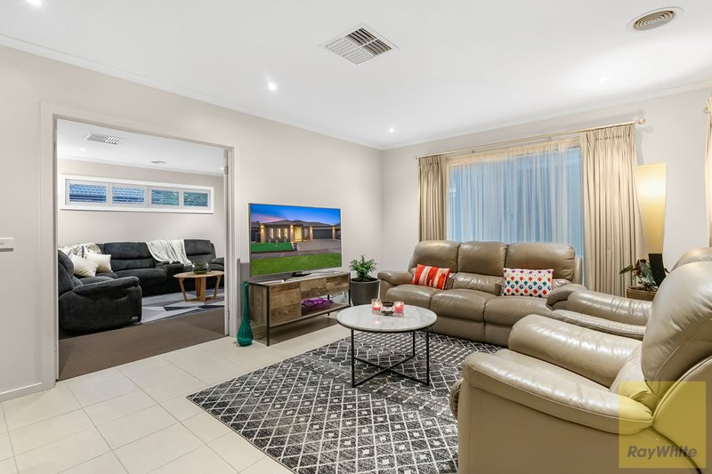 Photo - 3 Verona Avenue, Tarneit VIC 3029 - Image 11