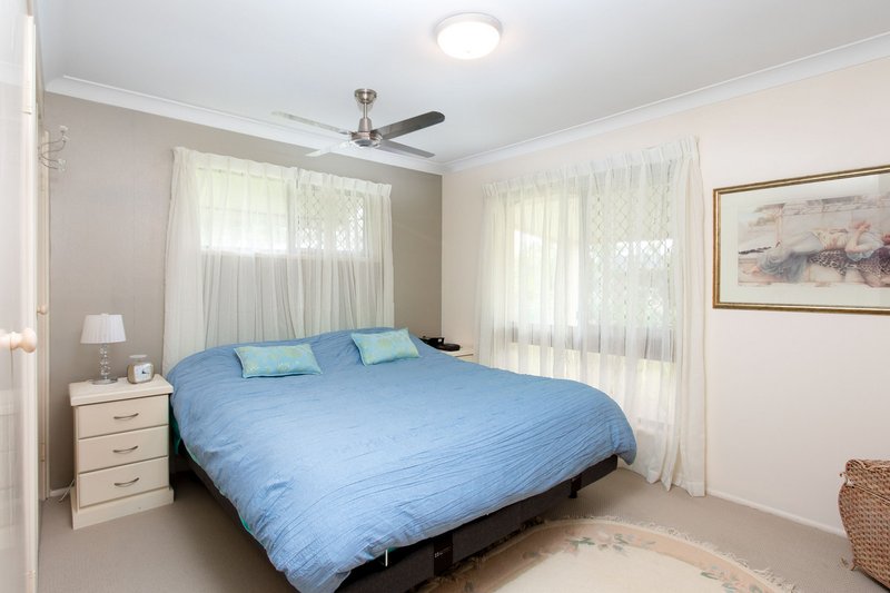 Photo - 3 Veronica Avenue, Daisy Hill QLD 4127 - Image 7