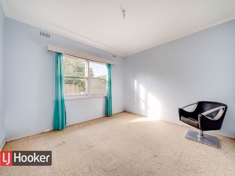 Photo - 3 Victoria Ave , Springvale VIC 3171 - Image 6