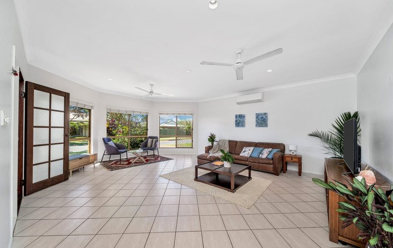 Photo - 3 Village Terrace, Redlynch QLD 4870 - Image 7