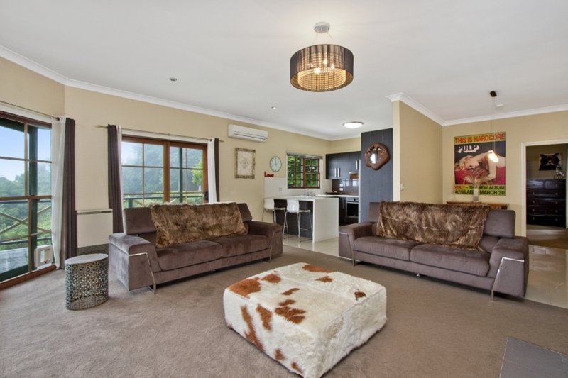 Photo - 3 Vista Place, Kurrajong Heights NSW 2758 - Image 7