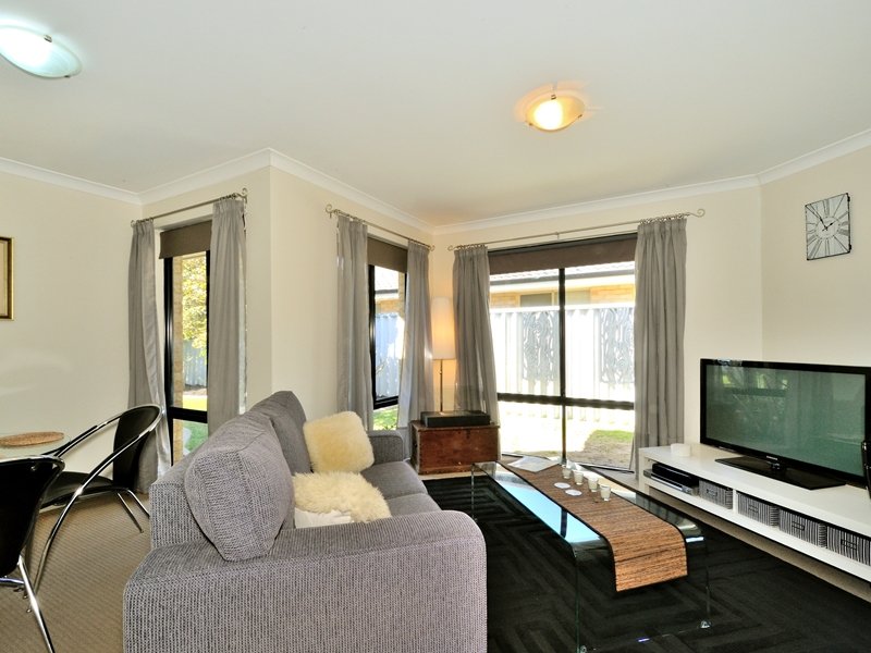 Photo - 3 Volcans Mews, Port Kennedy WA 6172 - Image 4