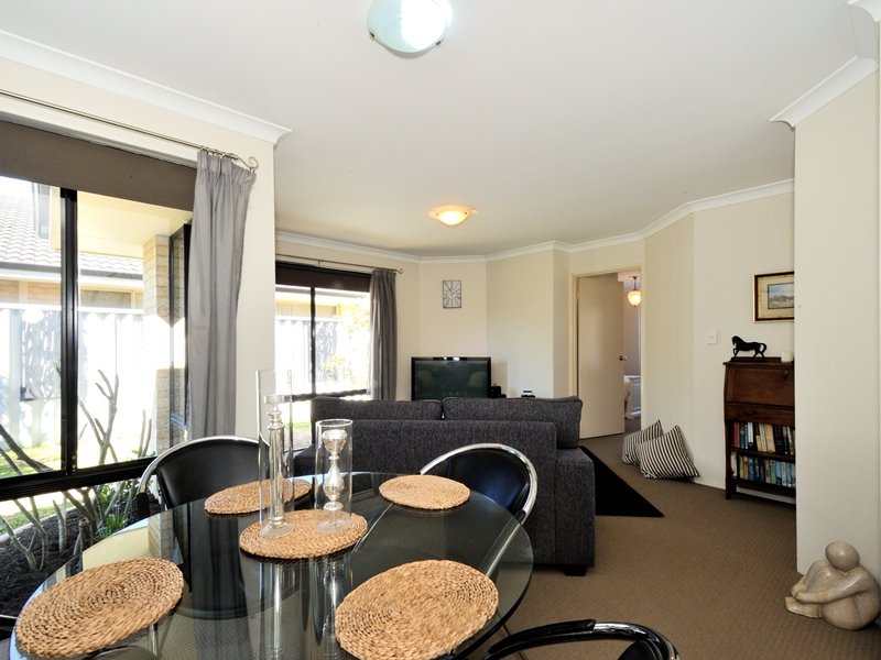 Photo - 3 Volcans Mews, Port Kennedy WA 6172 - Image 5