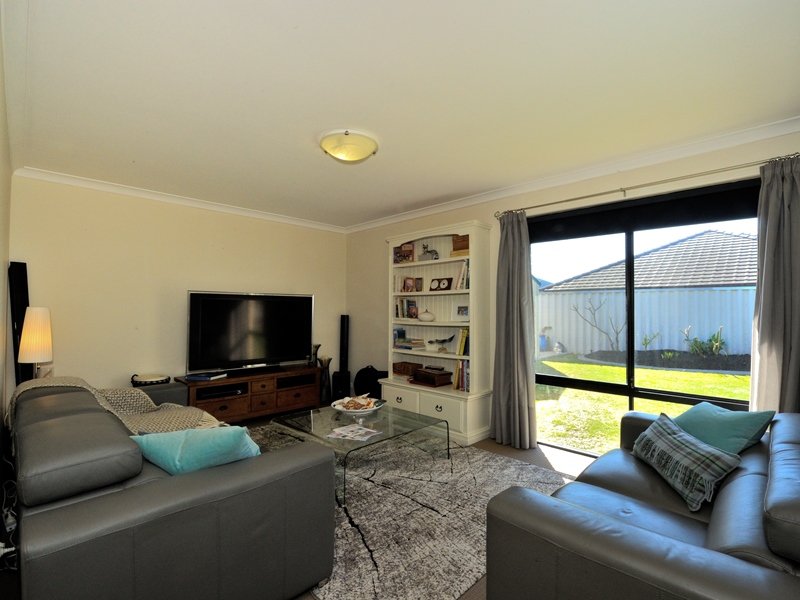 Photo - 3 Volcans Mews, Port Kennedy WA 6172 - Image 24