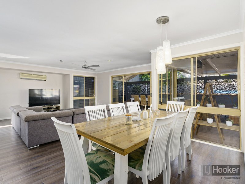 Photo - 3 Von Nida Street, Parkwood QLD 4214 - Image 6