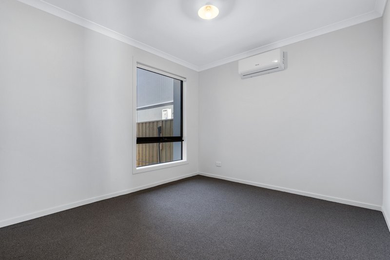 Photo - 3 Voyager Drive, Wollert VIC 3750 - Image 14