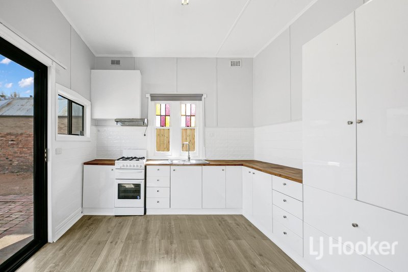 Photo - 3 Waddell Street, Bacchus Marsh VIC 3340 - Image 11