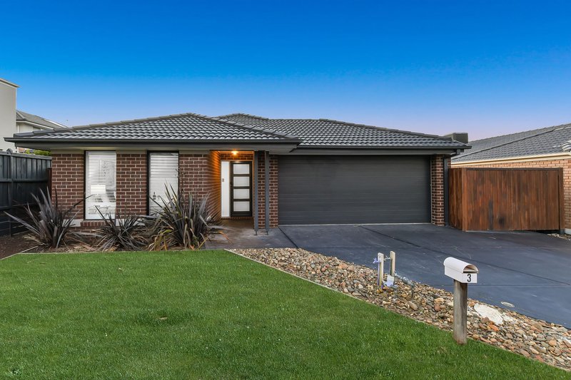 Photo - 3 Walbrook Drive, Clyde North VIC 3978 - Image 2