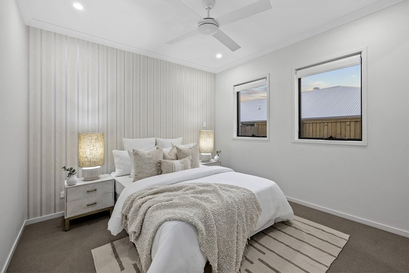 Photo - 3 Walker Street, Park Ridge QLD 4125 - Image 9