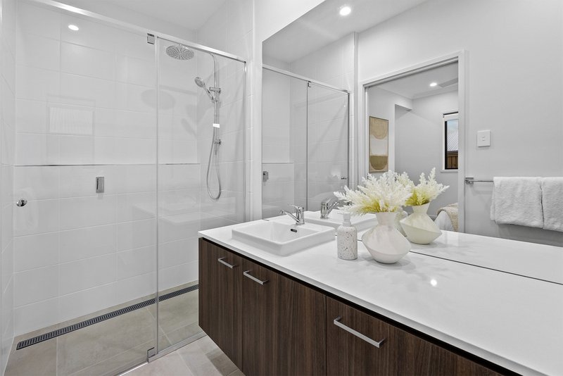 Photo - 3 Walker Street, Park Ridge QLD 4125 - Image 11