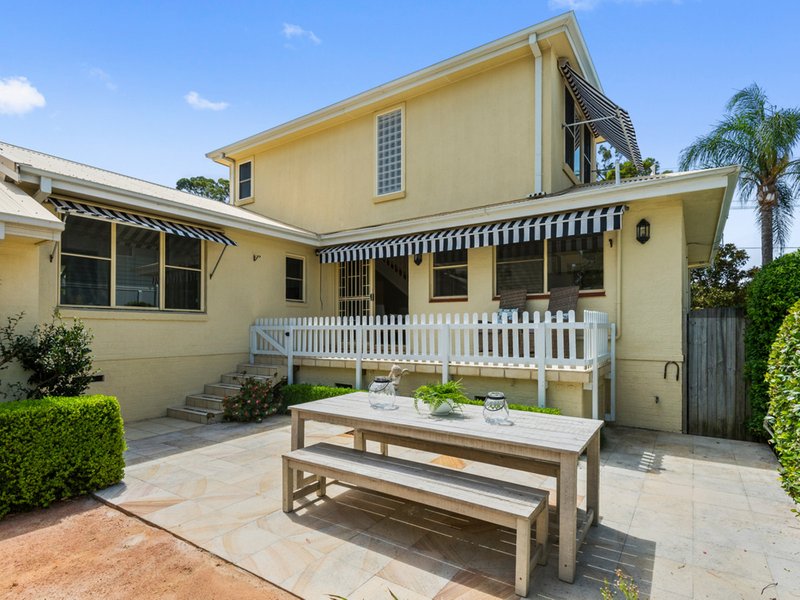 Photo - 3 Wangara Street, Mona Vale NSW 2103 - Image 3