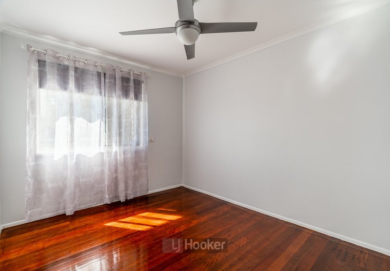 Photo - 3 Waratah Drive, Crestmead QLD 4132 - Image 11