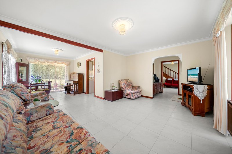 Photo - 3 Warral Court, Shailer Park QLD 4128 - Image 13