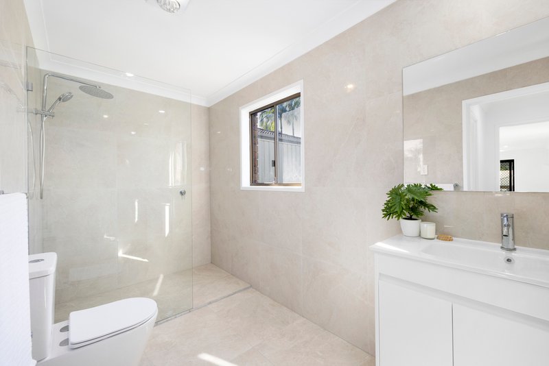 Photo - 3 Warrandah Street, Rochedale South QLD 4123 - Image 6