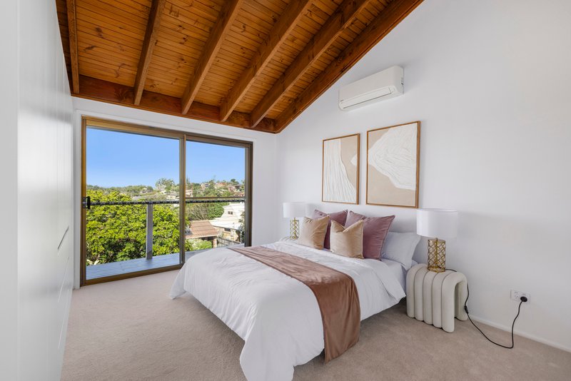 Photo - 3 Warrandah Street, Rochedale South QLD 4123 - Image 11