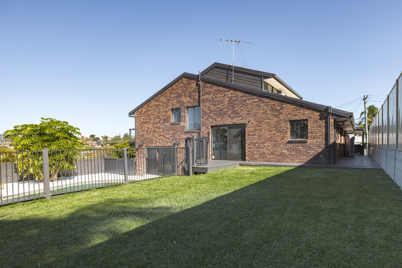 Photo - 3 Warrandah Street, Rochedale South QLD 4123 - Image 18