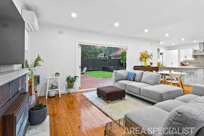 Photo - 3 Warringa Road, Frankston South VIC 3199 - Image 8