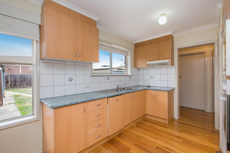 Photo - 3 Warwick Court, Thomastown VIC 3074 - Image 2