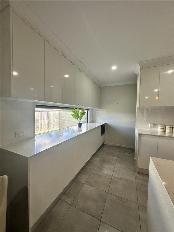 Photo - 3 Watercrest Circuit, Richmond QLD 4740 - Image 4