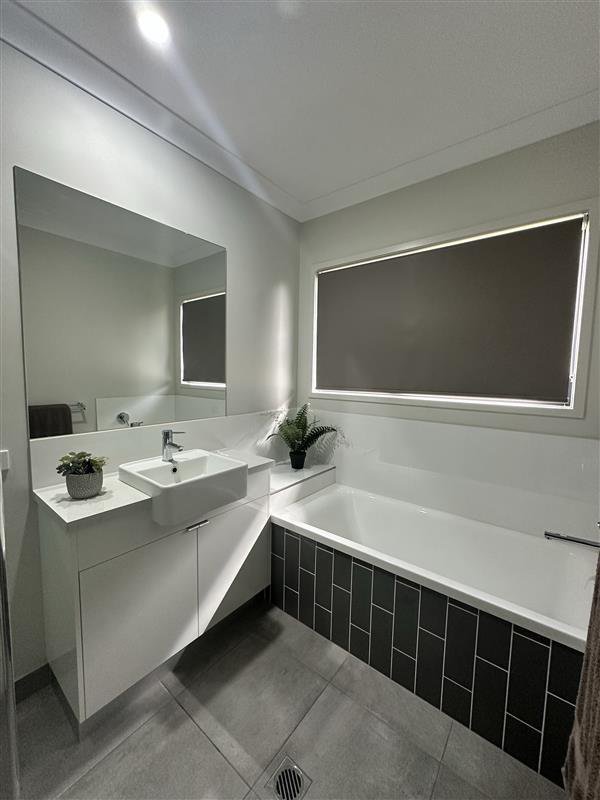 Photo - 3 Watercrest Circuit, Richmond QLD 4740 - Image 11