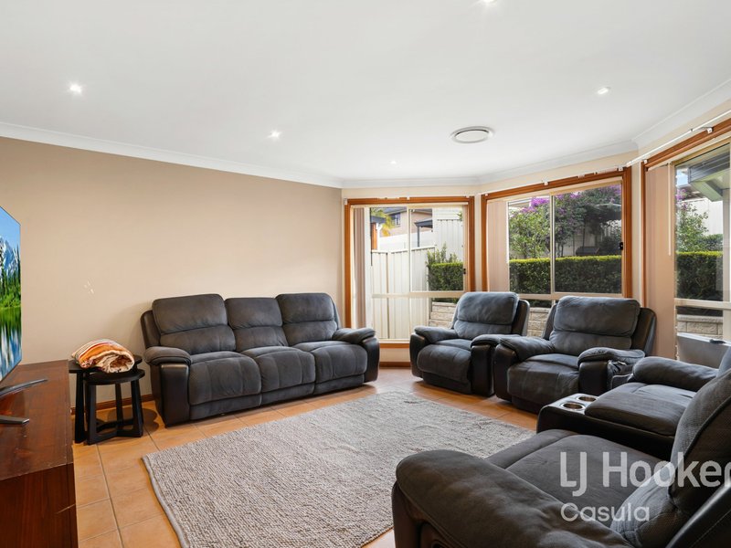 Photo - 3 Watling Avenue, West Hoxton NSW 2171 - Image 4