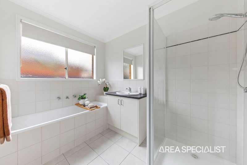 Photo - 3 Wattle Close, Pakenham VIC 3810 - Image 18