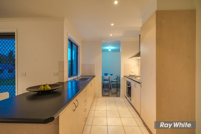 Photo - 3 Wattle Grove, Point Cook VIC 3030 - Image 12