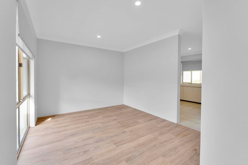 Photo - 3 Wattle Mews, Hocking WA 6065 - Image 5