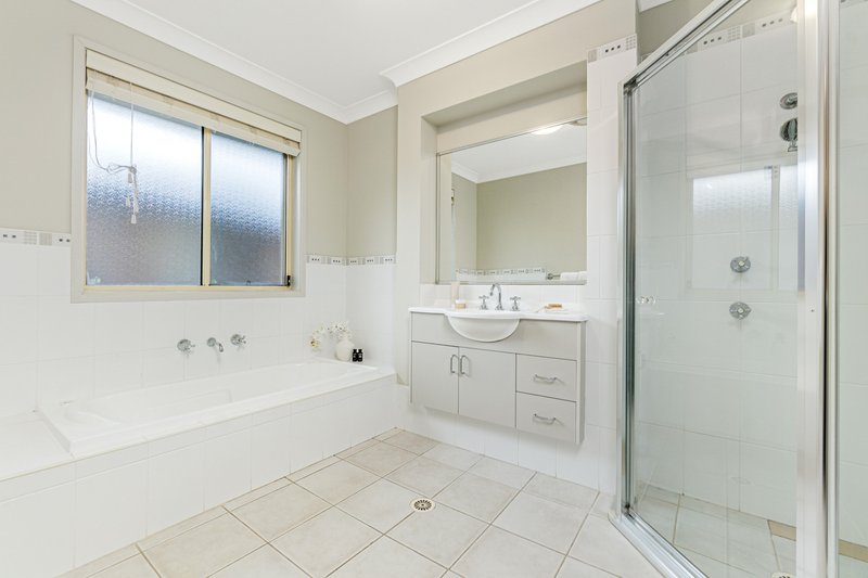 Photo - 3 Wedge Place, Beaumont Hills NSW 2155 - Image 9