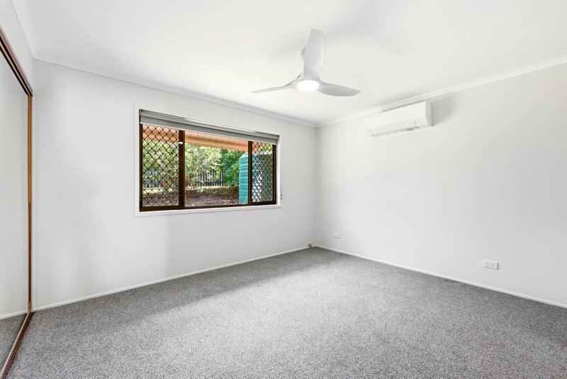 Photo - 3 Weekes Road, Carindale QLD 4152 - Image 9
