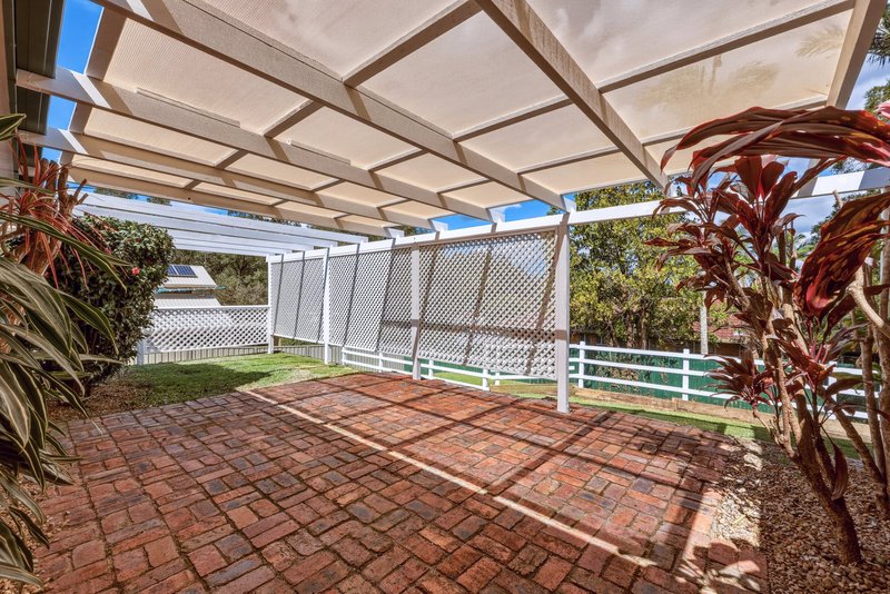 Photo - 3 Weekes Road, Carindale QLD 4152 - Image 15