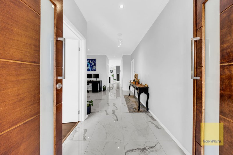Photo - 3 Wendy Way, Tarneit VIC 3029 - Image 3