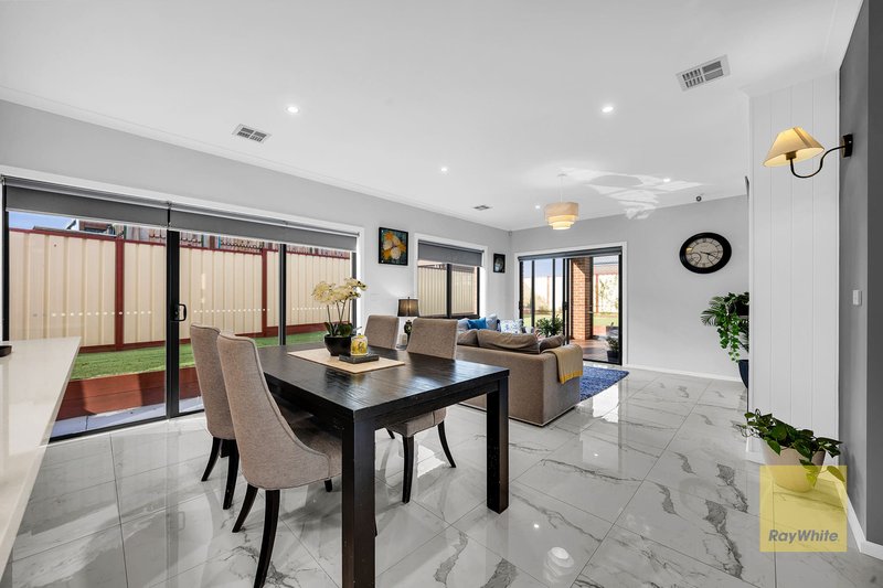 Photo - 3 Wendy Way, Tarneit VIC 3029 - Image 9