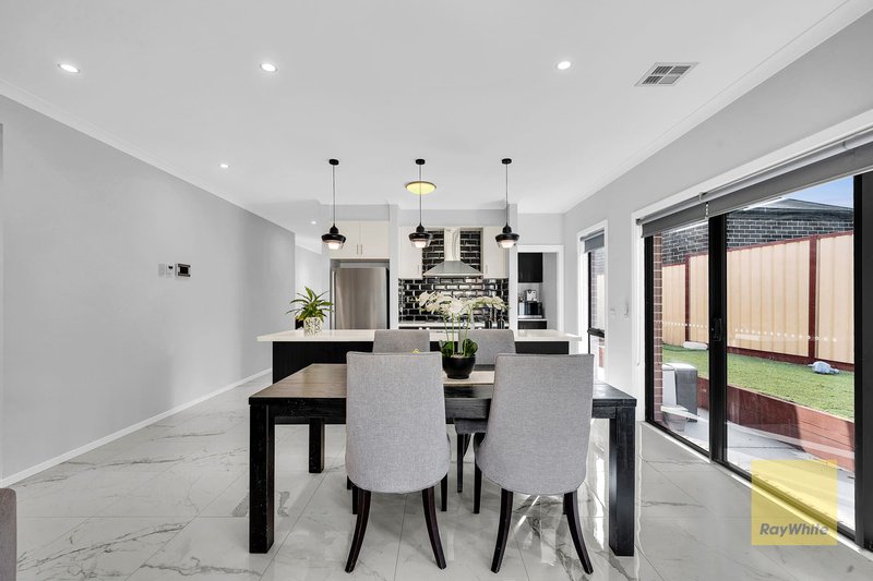 Photo - 3 Wendy Way, Tarneit VIC 3029 - Image 10